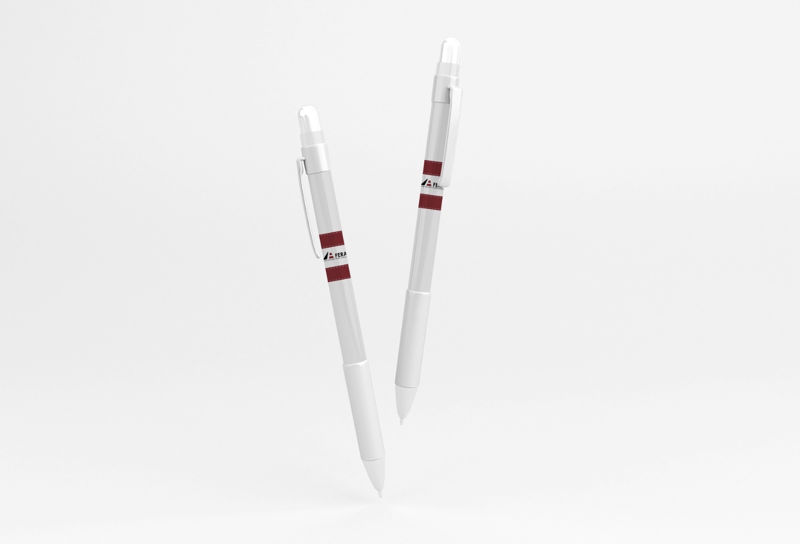 Stylos blancs aux couleurs du FERA
