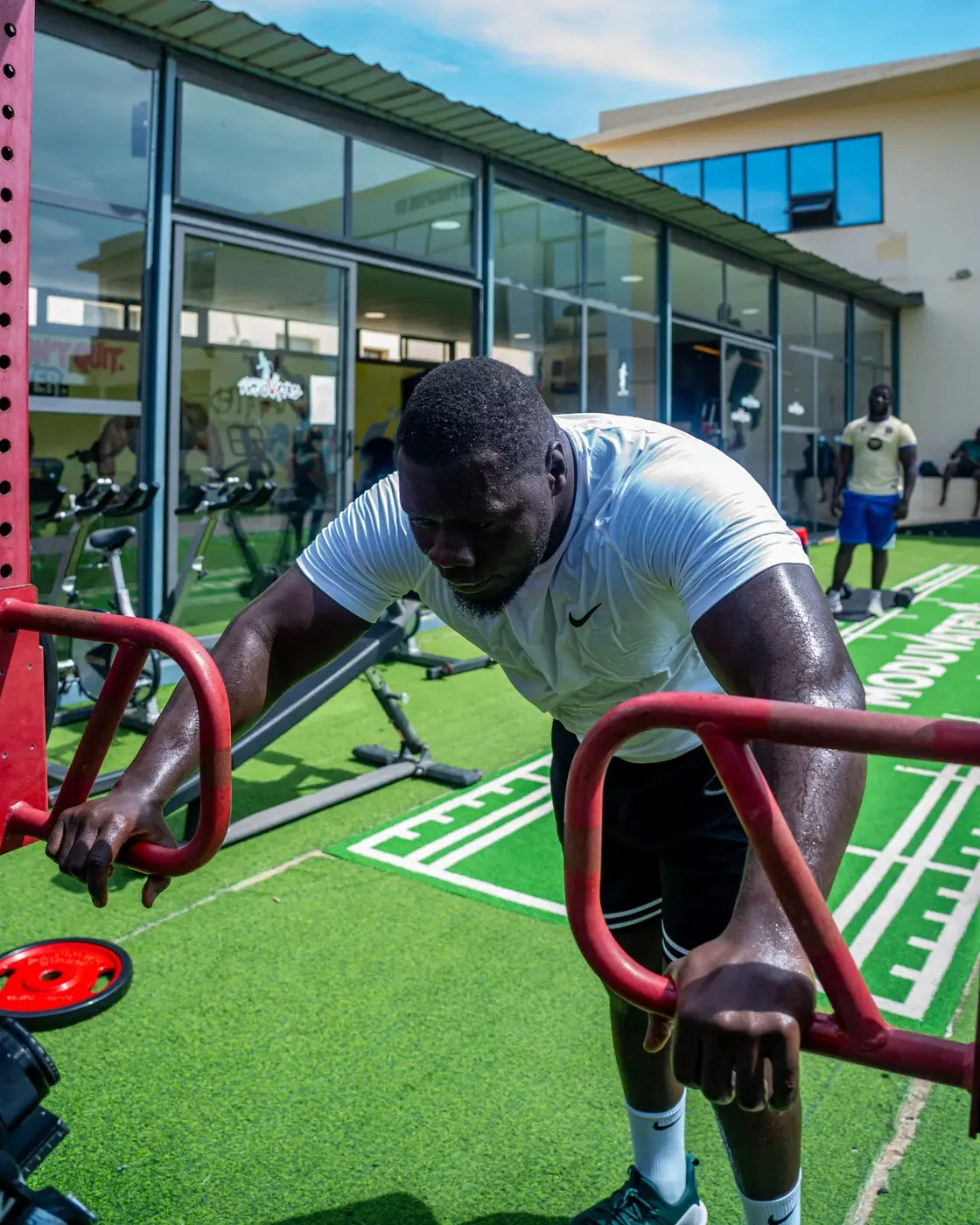 Franc à l'entraînement en extérieur