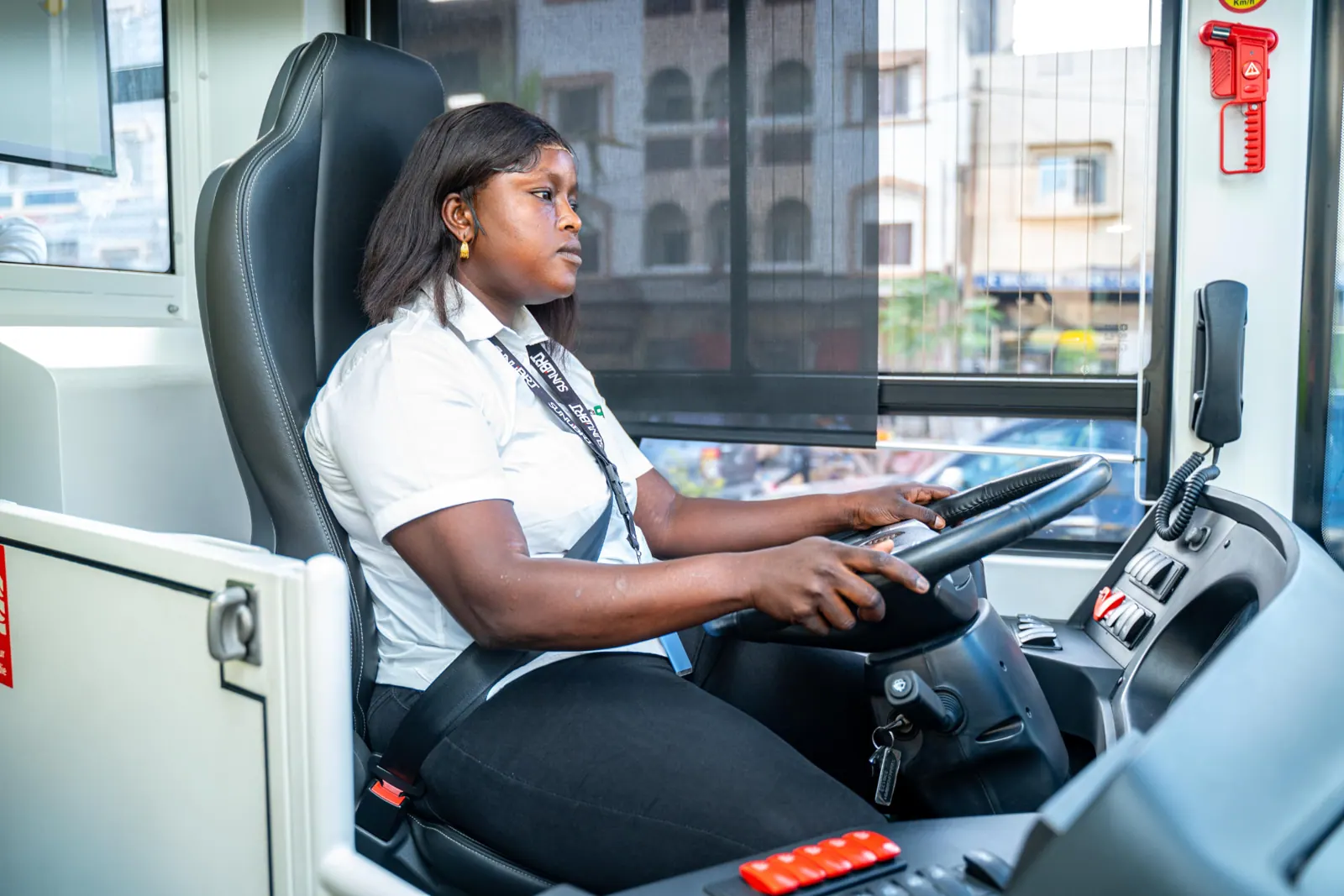 CETUD / BRT — portrait d'une conductrice — réalisation KARIMKO