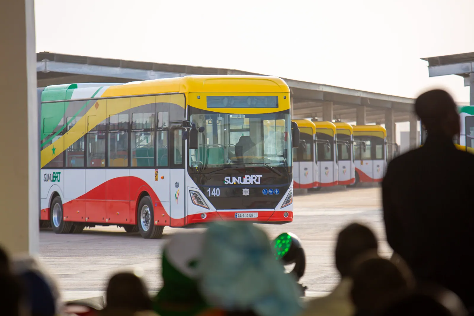 Bus SUNUBRT présenté lors de l'inauguration du BRT de Dakar